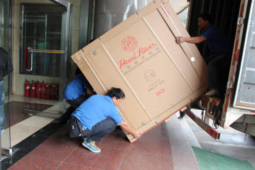 双鸭山钢琴贵重工艺品无忧运